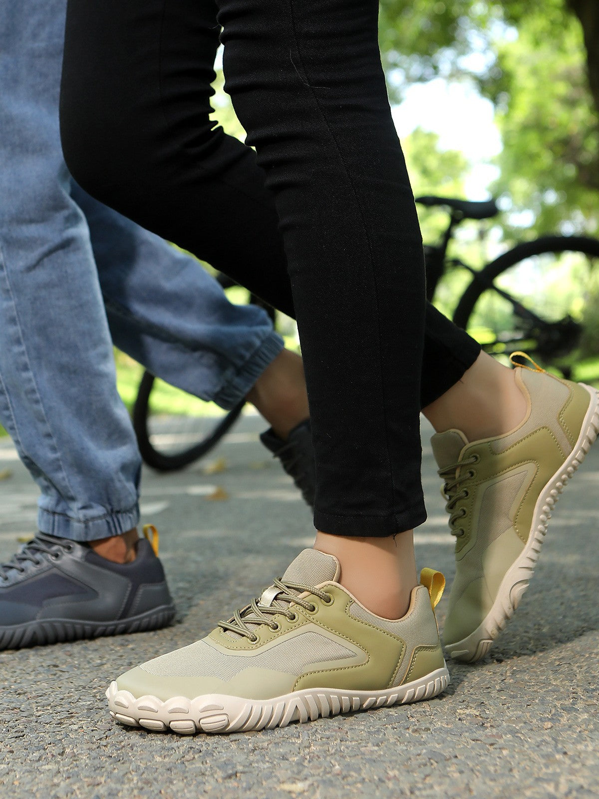 Cross-border Mesh Hiking Shoes For Men And Women, Large Size Outdoor Rock Climbing Shoes, Hiking Shoes, Rubber Soles, Non-slip Walking Shoes, Breathable